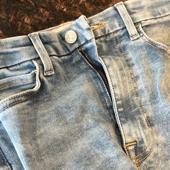 No Filter Denim By 7 For All Mankind Light Wash Bell Bottom HW Jeans Size 27 - Picture 15 of 16